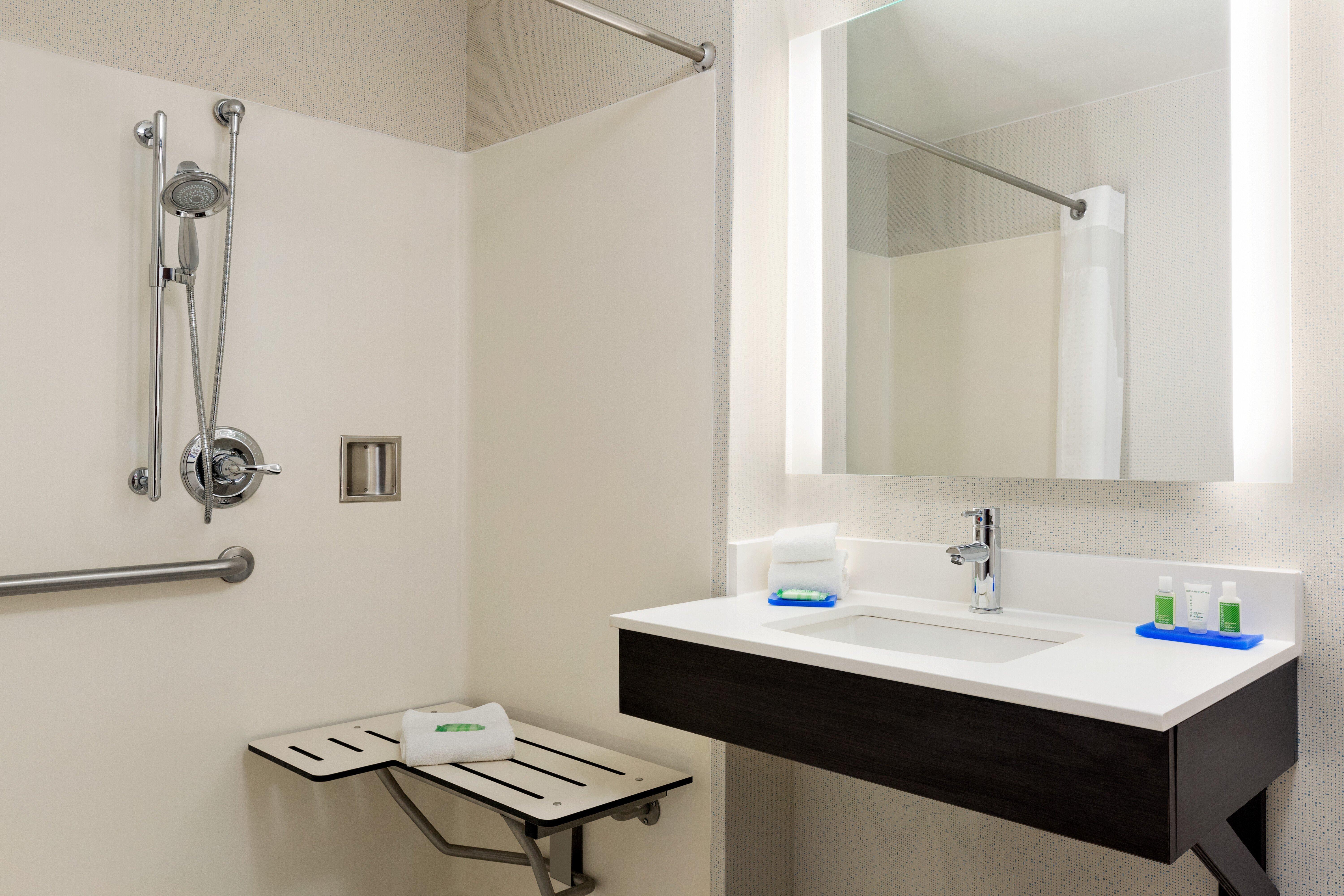 Holiday Inn Express Hotel & Suites Shawnee I-40 By Ihg Экстерьер фото